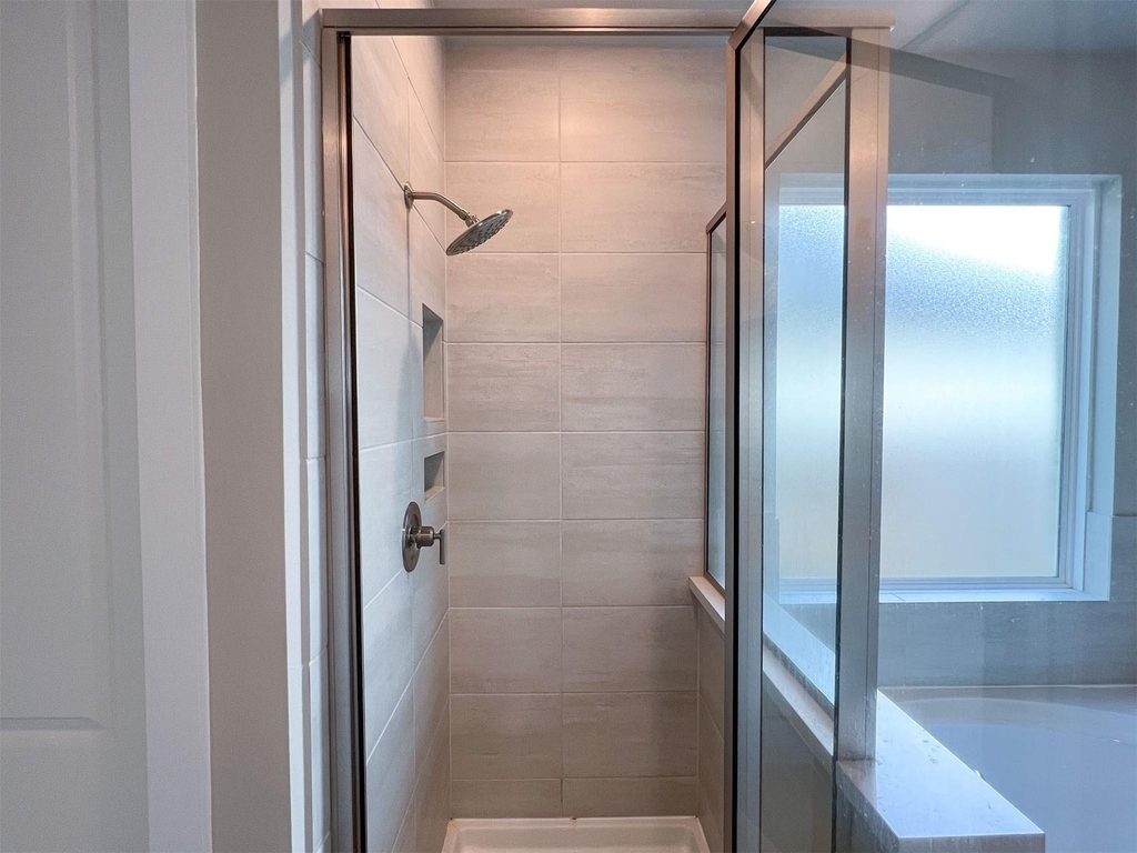 21818 Fitzroy Manor Lane - Photo 16