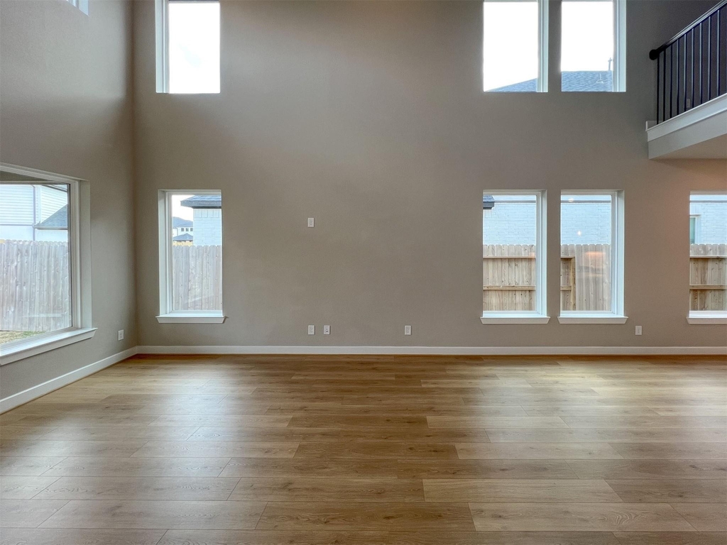 21818 Fitzroy Manor Lane - Photo 11