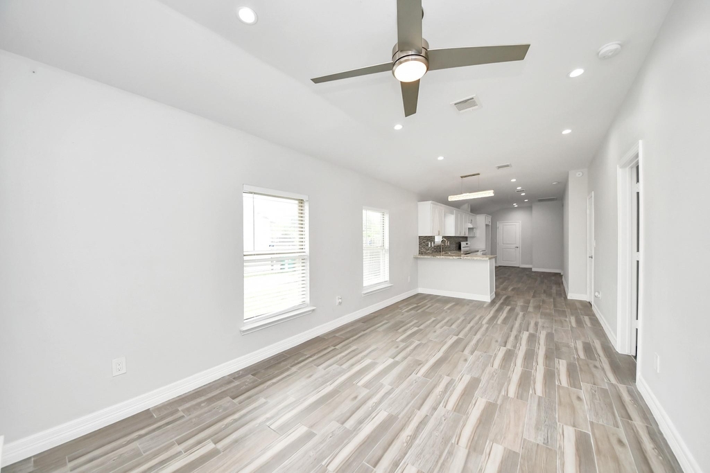 6613 Morrow Street - Photo 4