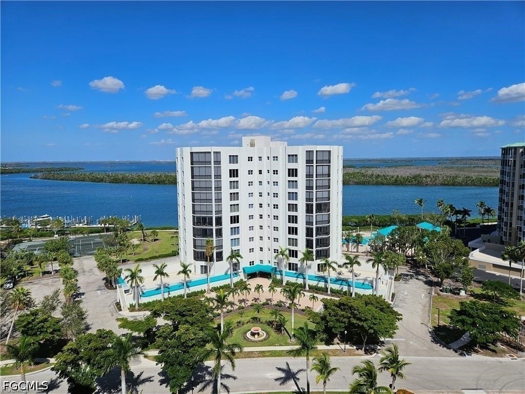 4183 Bay Beach Lane - Photo 2