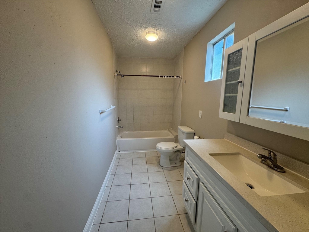 814 Globe Street - Photo 4
