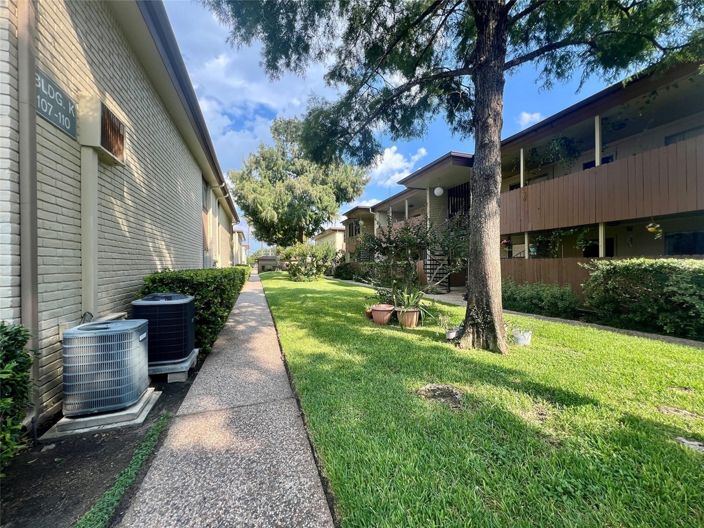 7714 Renwick Drive - Photo 14
