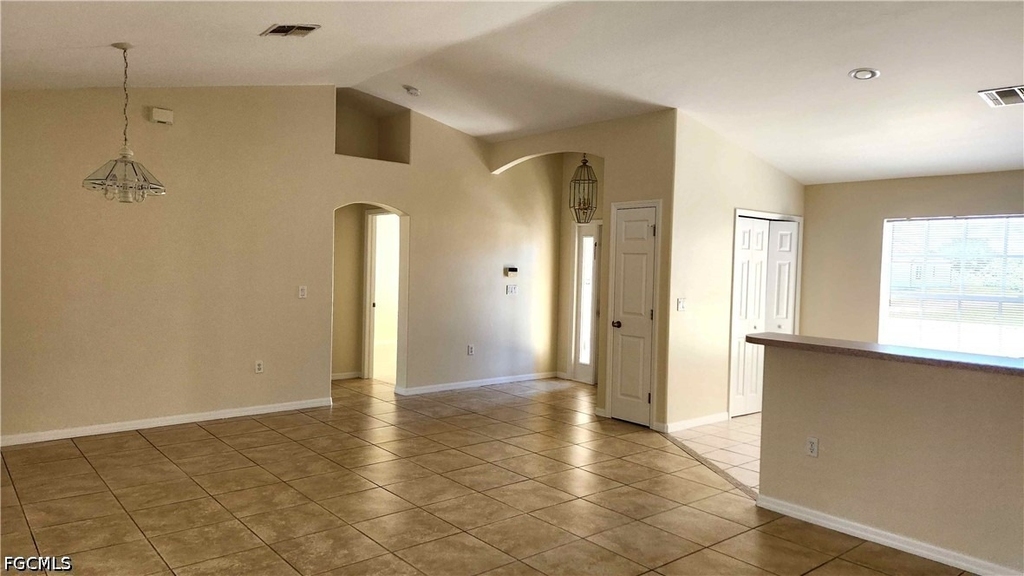 3800 15th Street Sw - Photo 1