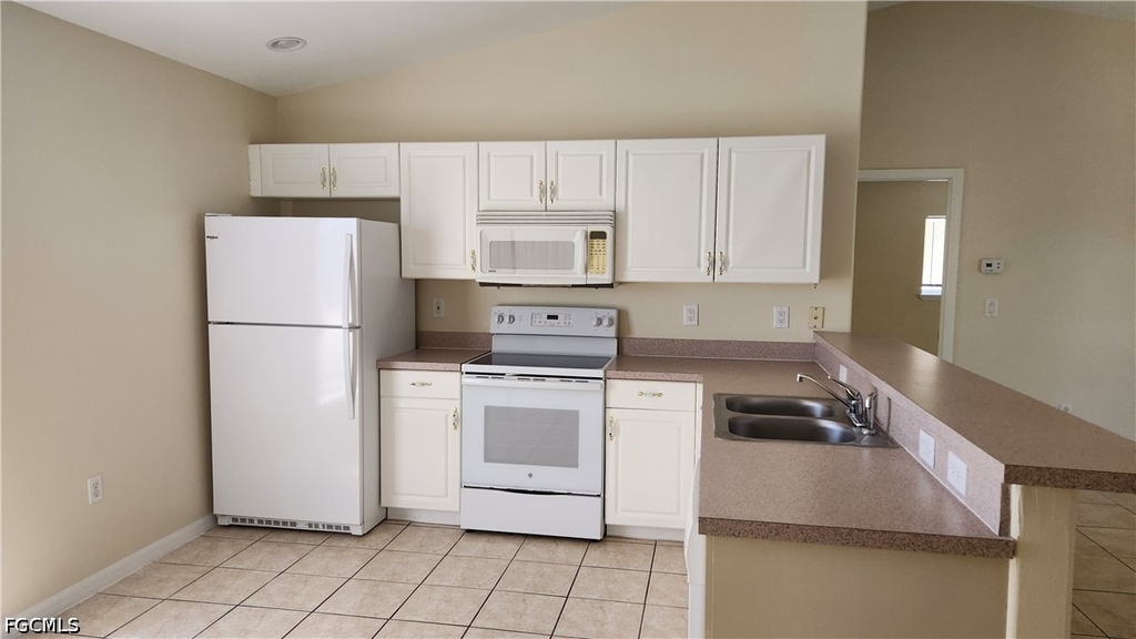 3800 15th Street Sw - Photo 6