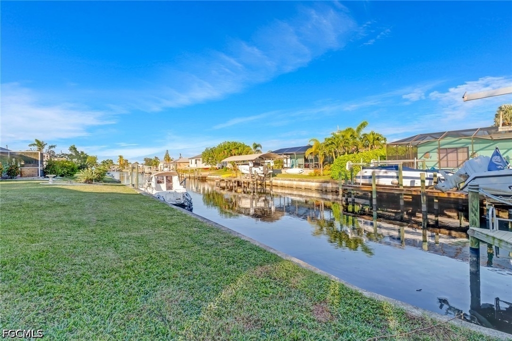 4312 S Bay Circle - Photo 13