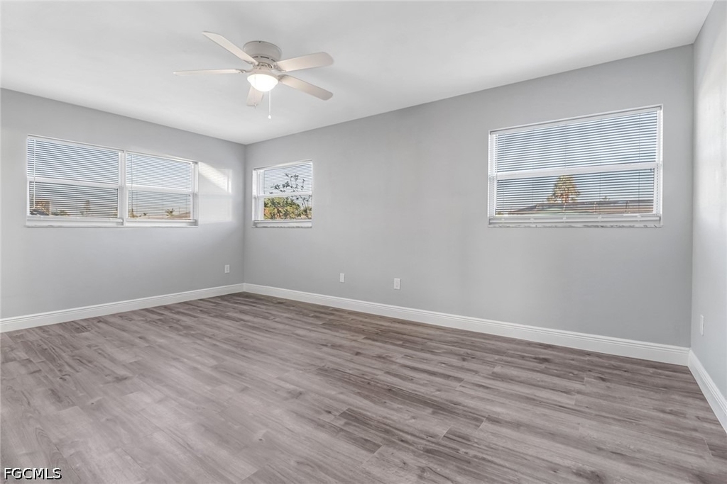 4312 S Bay Circle - Photo 8