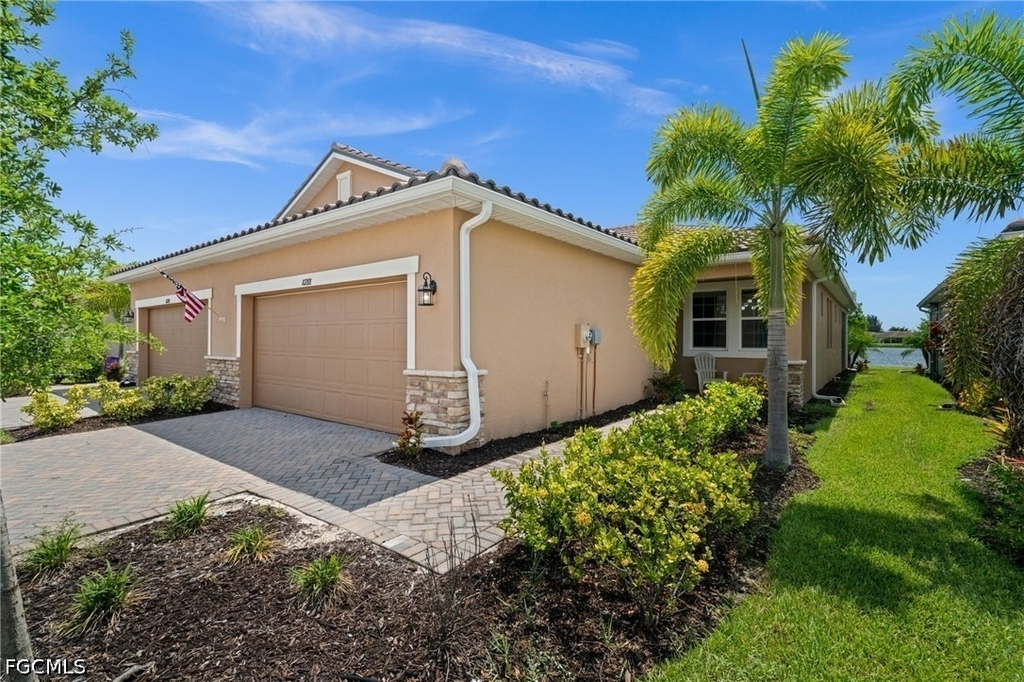 10288 Bonavie Cove Drive - Photo 23