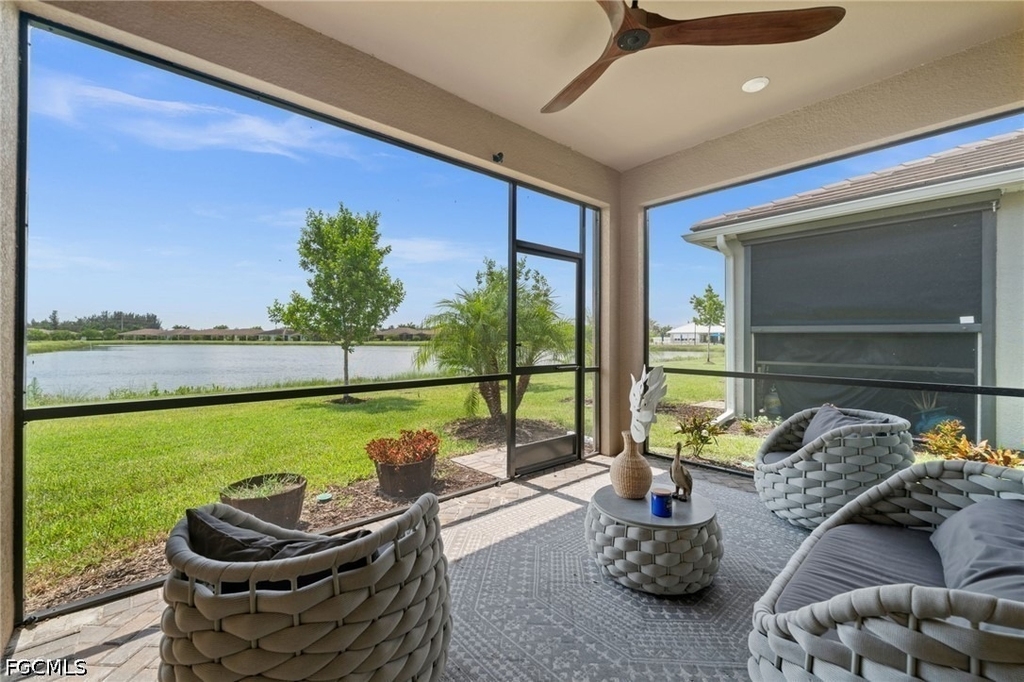 10288 Bonavie Cove Drive - Photo 15