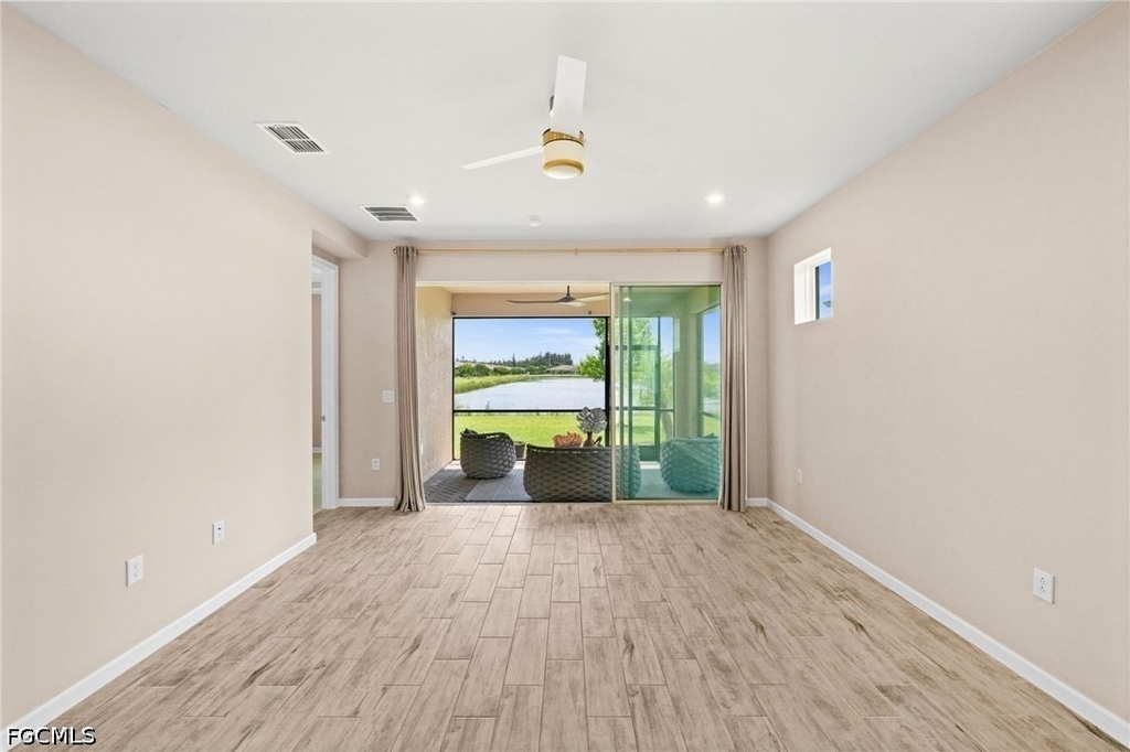 10288 Bonavie Cove Drive - Photo 13