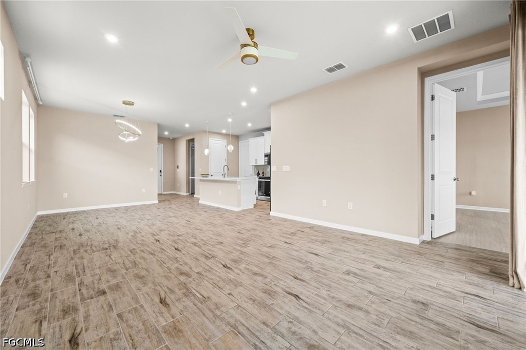 10288 Bonavie Cove Drive - Photo 5