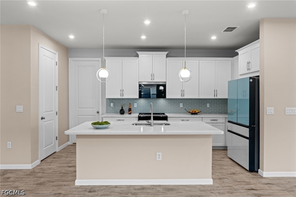 10288 Bonavie Cove Drive - Photo 2
