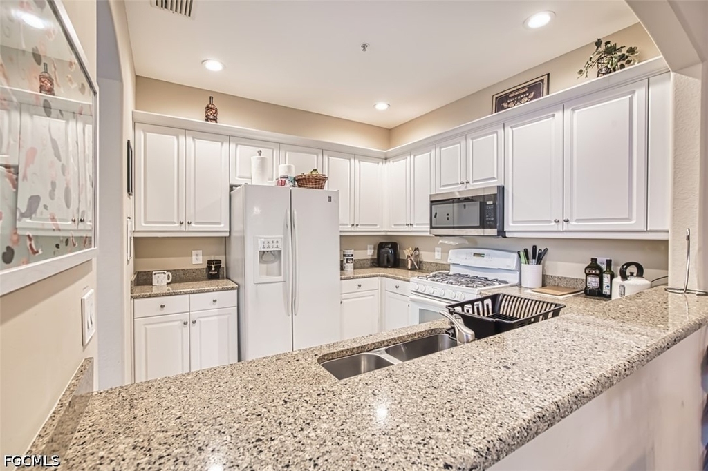 3230 Cottonwood Bend - Photo 3