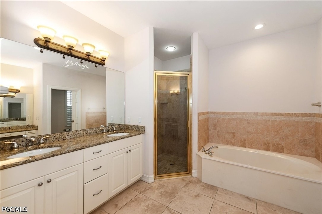 2024 Se 28th Terrace - Photo 10