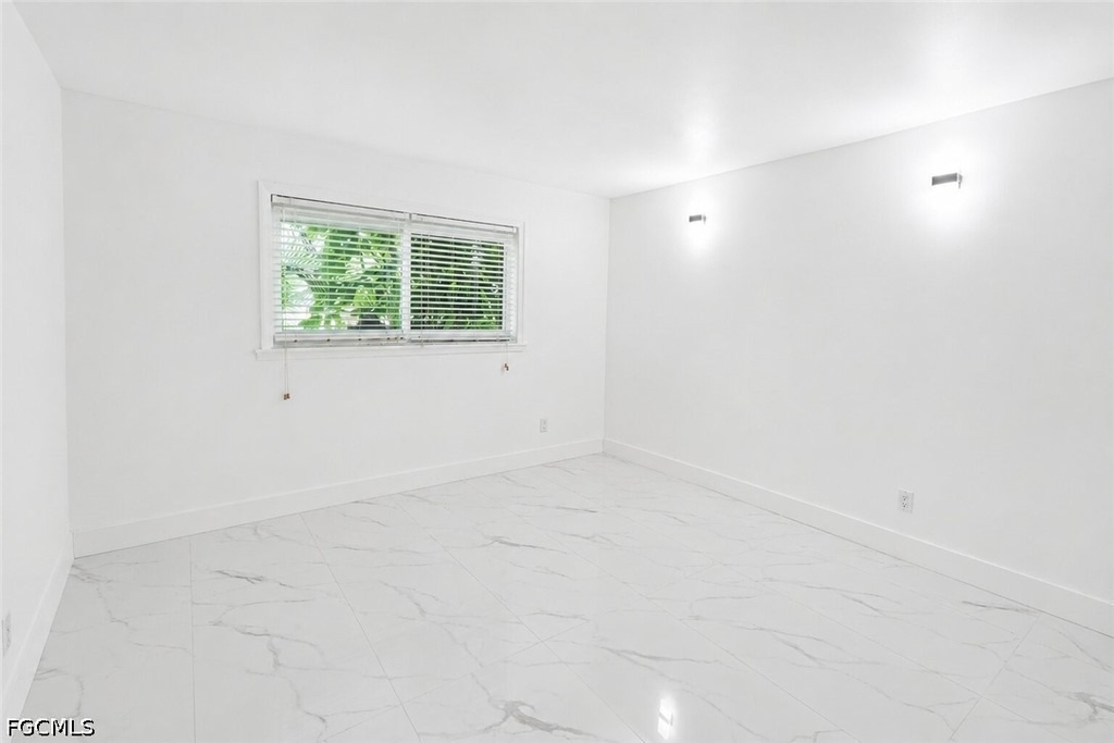 2504 Se 16th Place - Photo 22