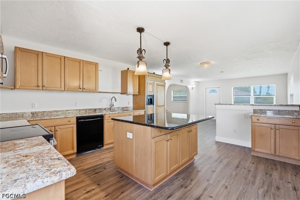 2342 Barden Street - Photo 3
