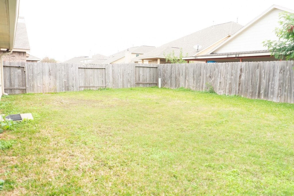 23318 Sawmill Pass - Photo 30