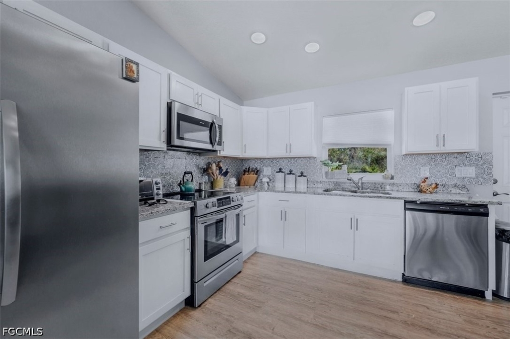 5013 Se Tradewinds Circle - Photo 3