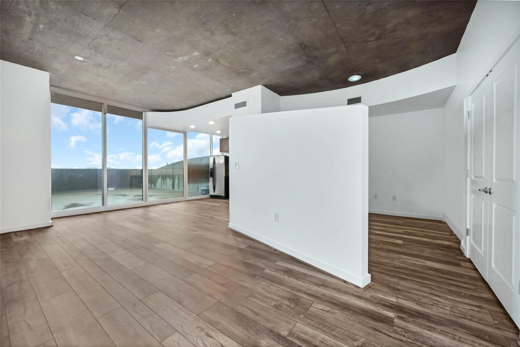5925 Almeda Road - Photo 1