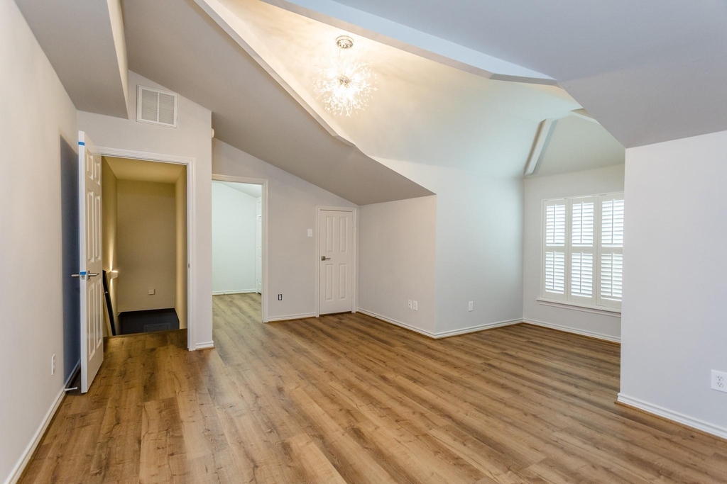2504 Park Street - Photo 36