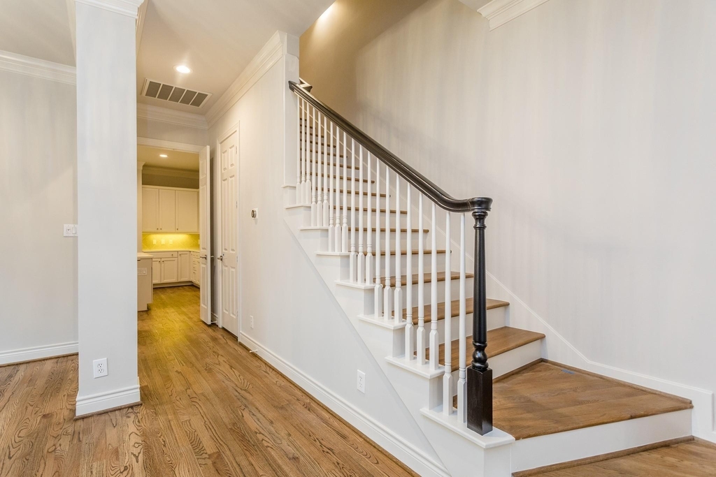 2504 Park Street - Photo 12
