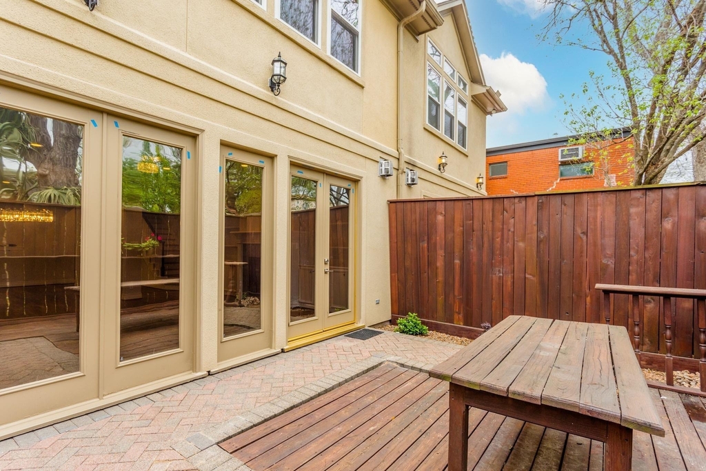 2504 Park Street - Photo 39