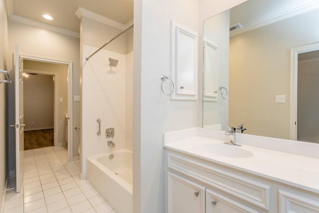 2504 Park Street - Photo 29