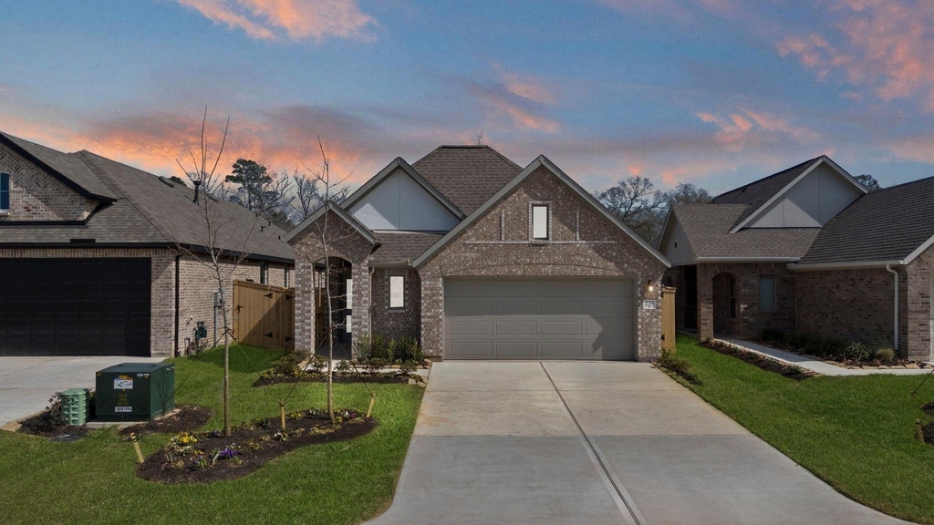 235 Navasota Narrows Way - Photo 0