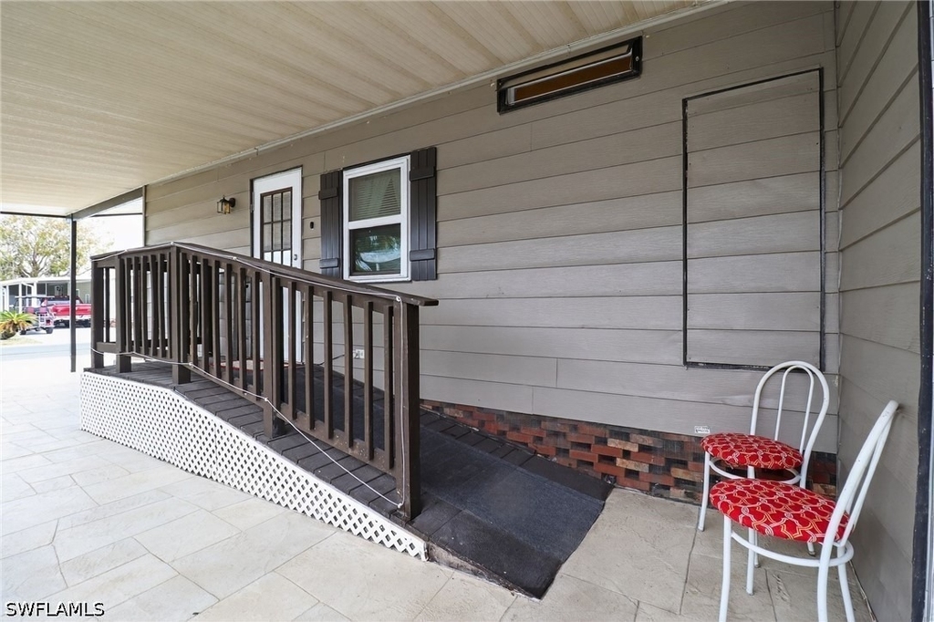 183 Oceans Boulevard - Photo 2