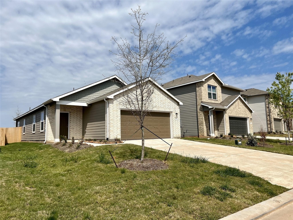 680 Amesbury Road - Photo 19