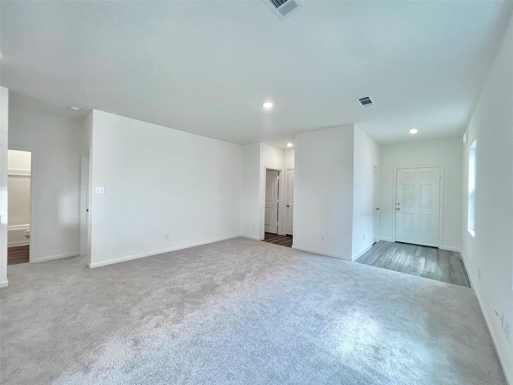680 Amesbury Road - Photo 3