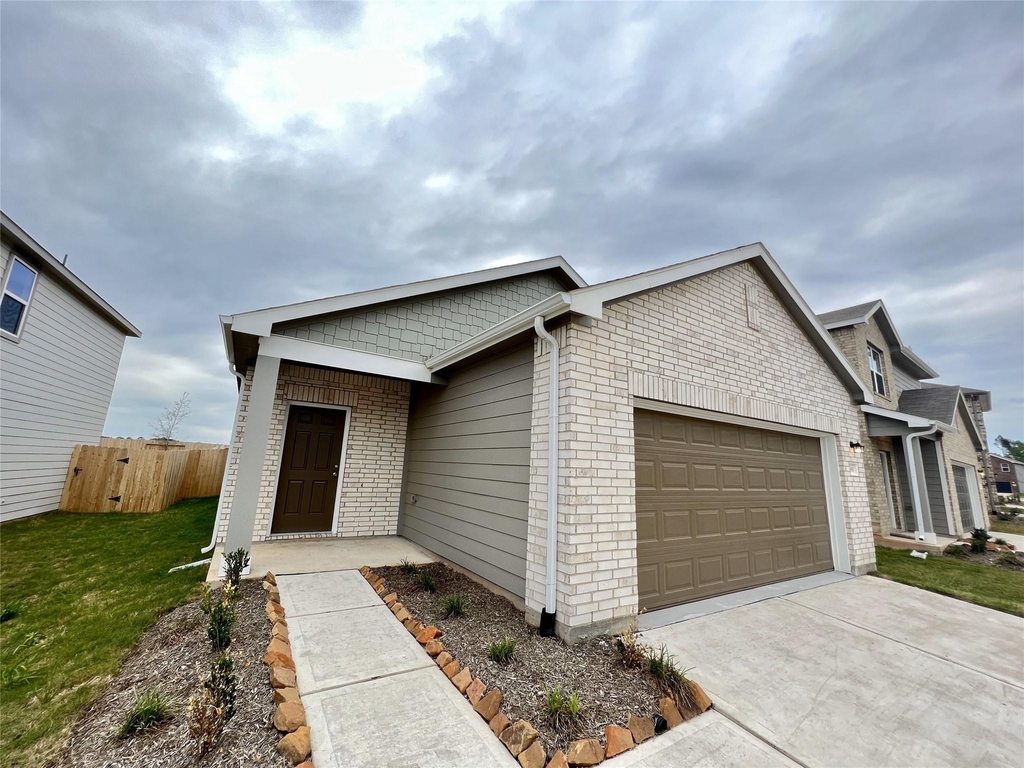 680 Amesbury Road - Photo 1