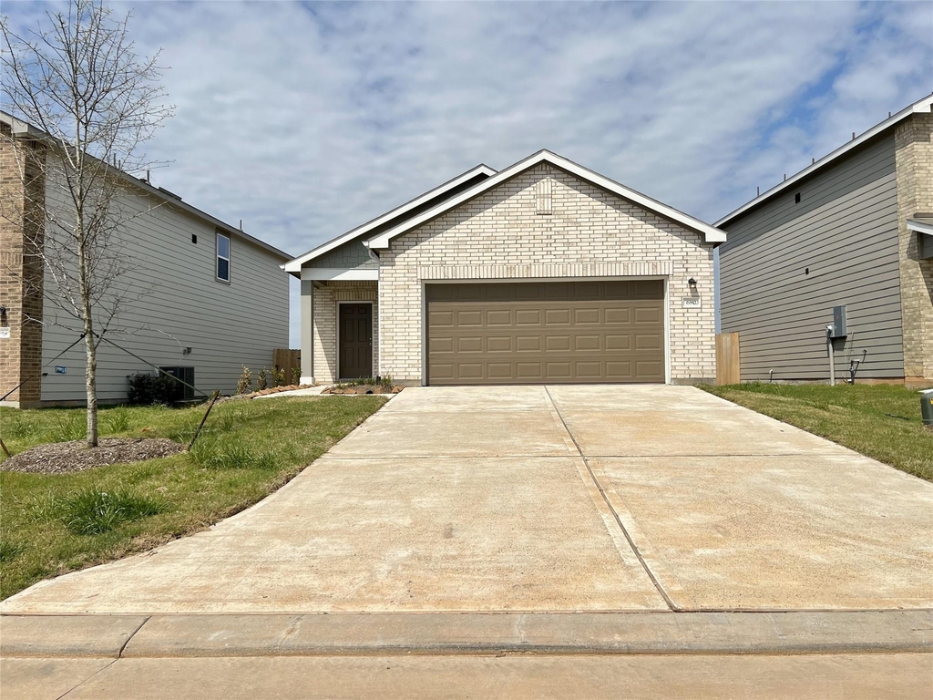 680 Amesbury Road - Photo 18