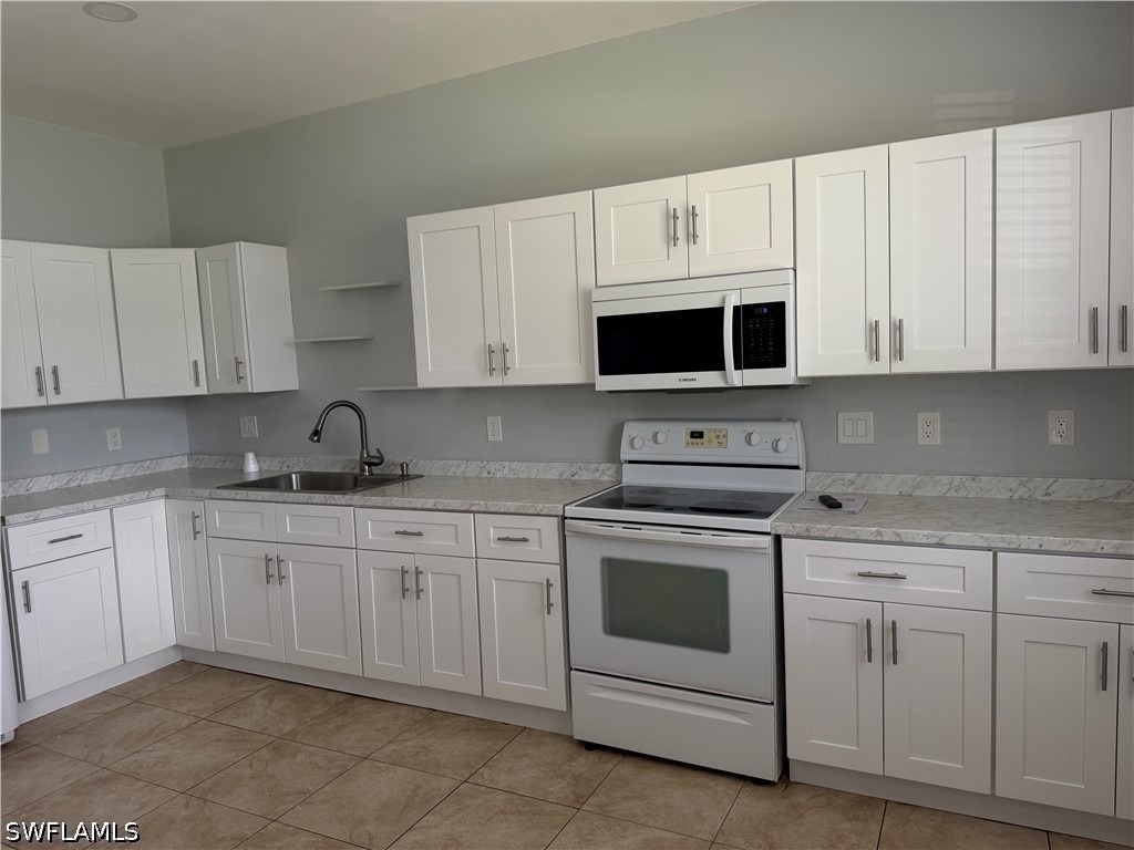 4786 Jordan Avenue - Photo 4