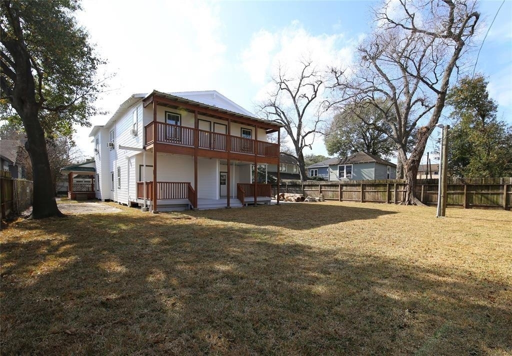 4445 Rusk - Photo 20