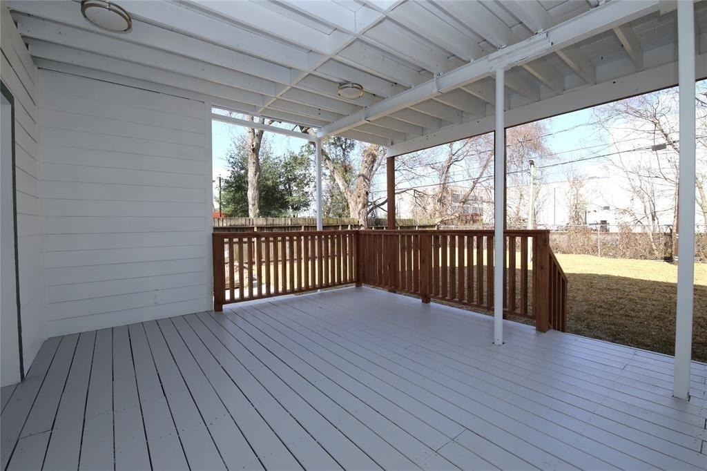 4445 Rusk - Photo 17