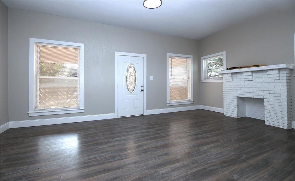 4445 Rusk - Photo 5