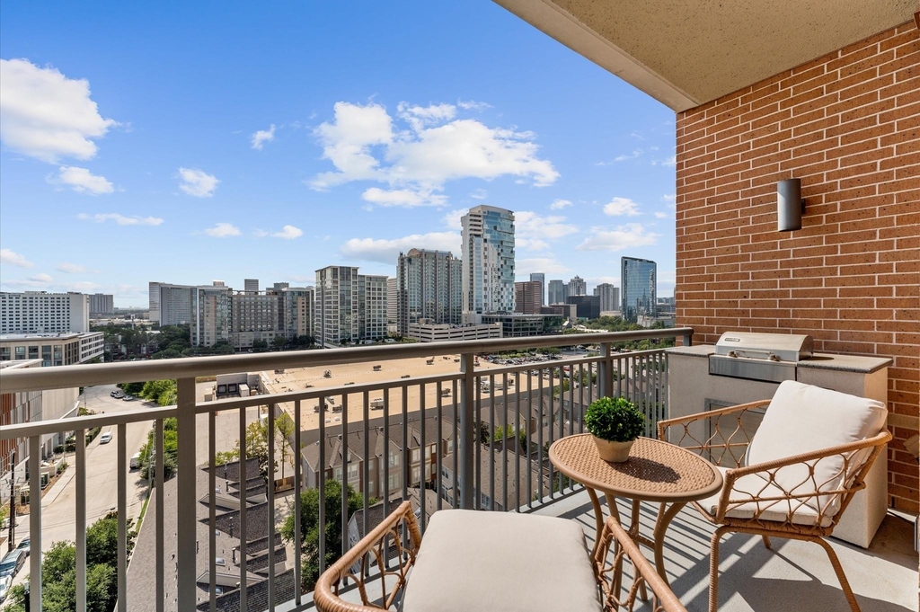 2207 Bancroft Street - Photo 19