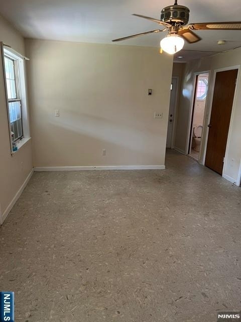 473 Washington - Photo 2
