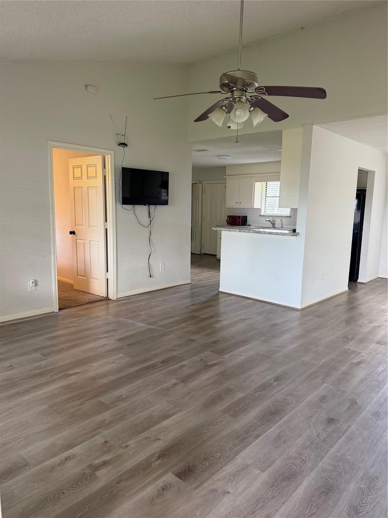 151 Country Oaks Street - Photo 1