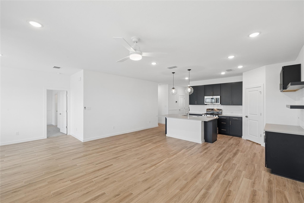 556 Day Station Drive - Photo 10