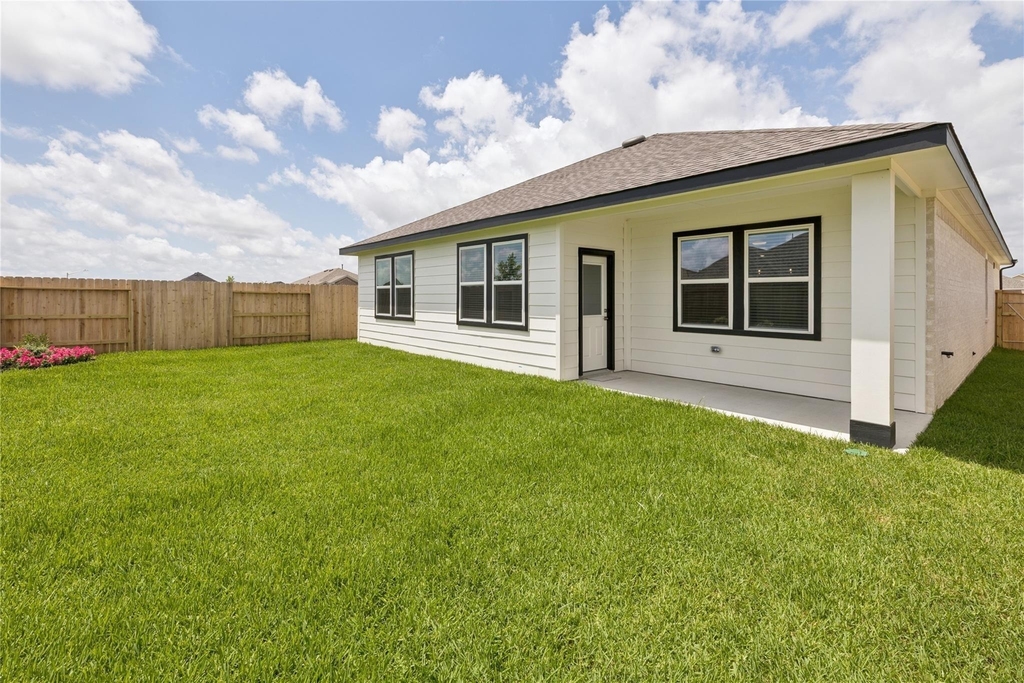556 Day Station Drive - Photo 24