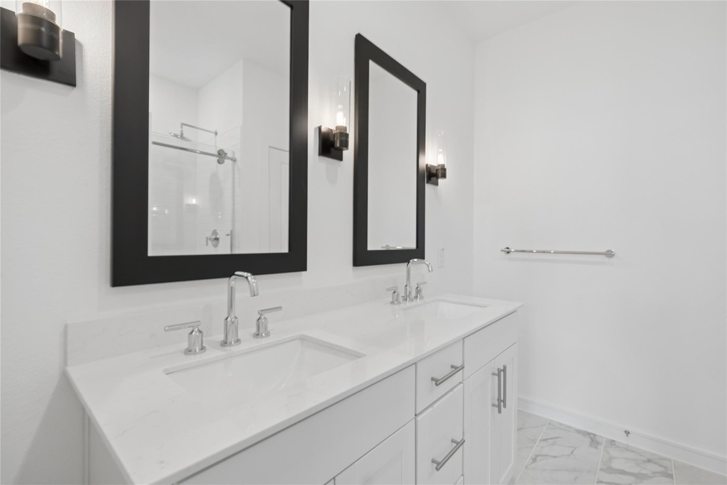 556 Day Station Drive - Photo 17