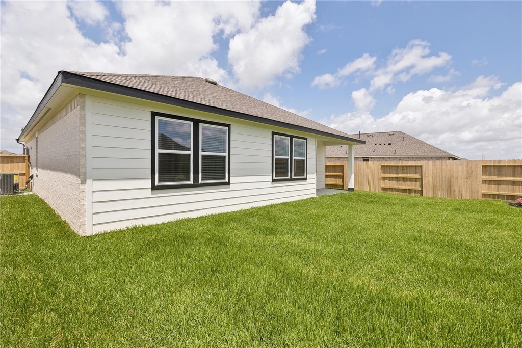 556 Day Station Drive - Photo 23