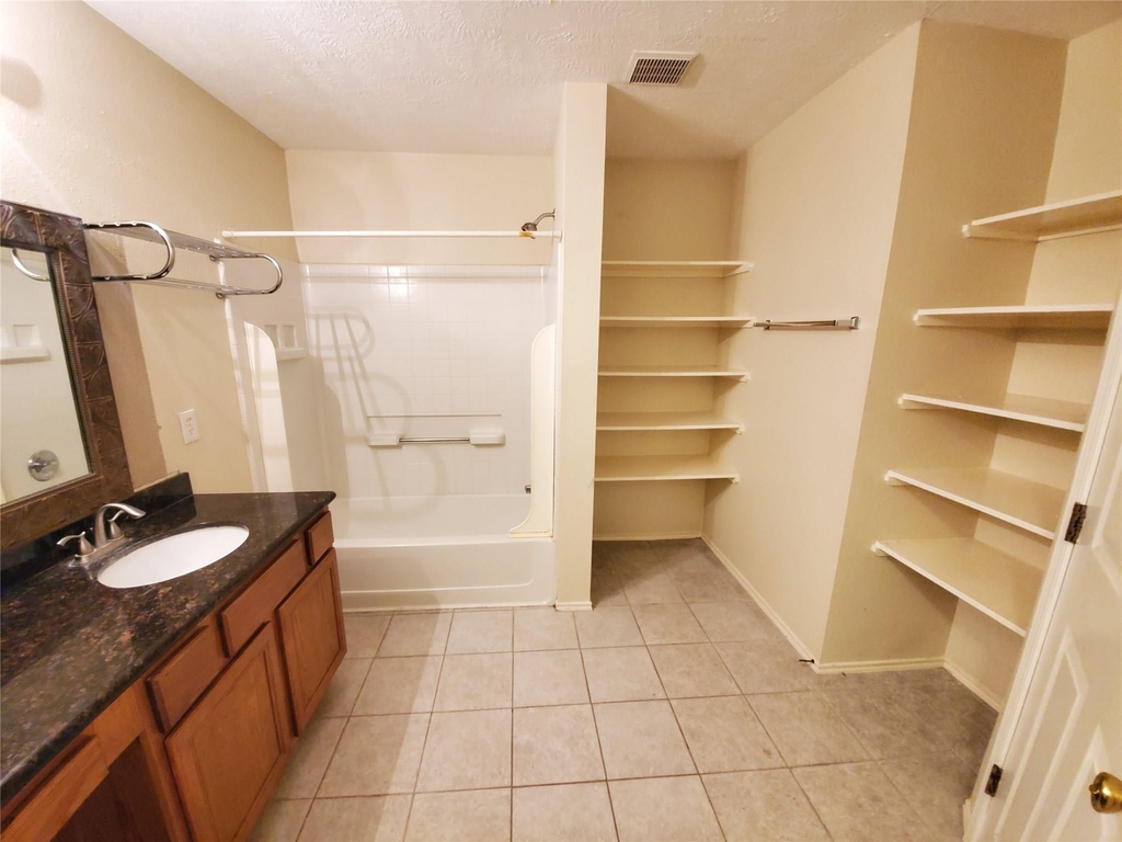 18203 Afton Hollow Lane - Photo 15