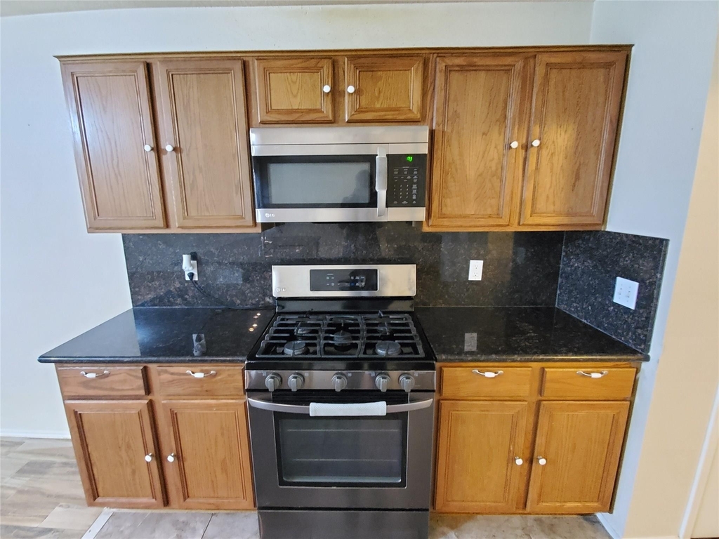 18203 Afton Hollow Lane - Photo 9