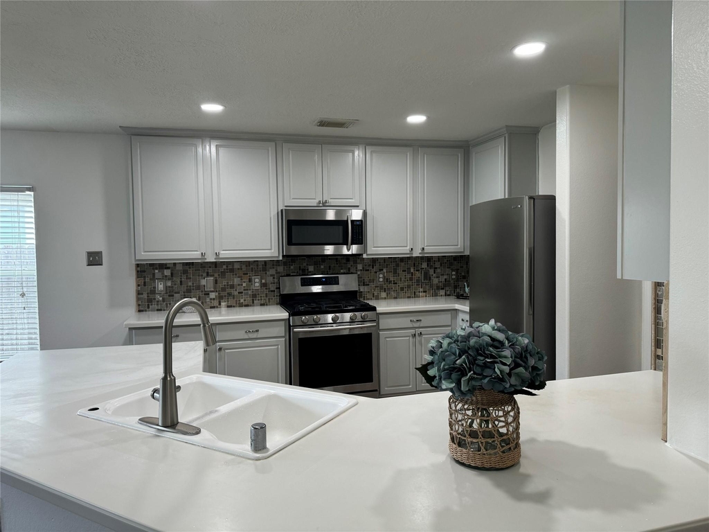 9735 Beckwood Post Drive - Photo 6