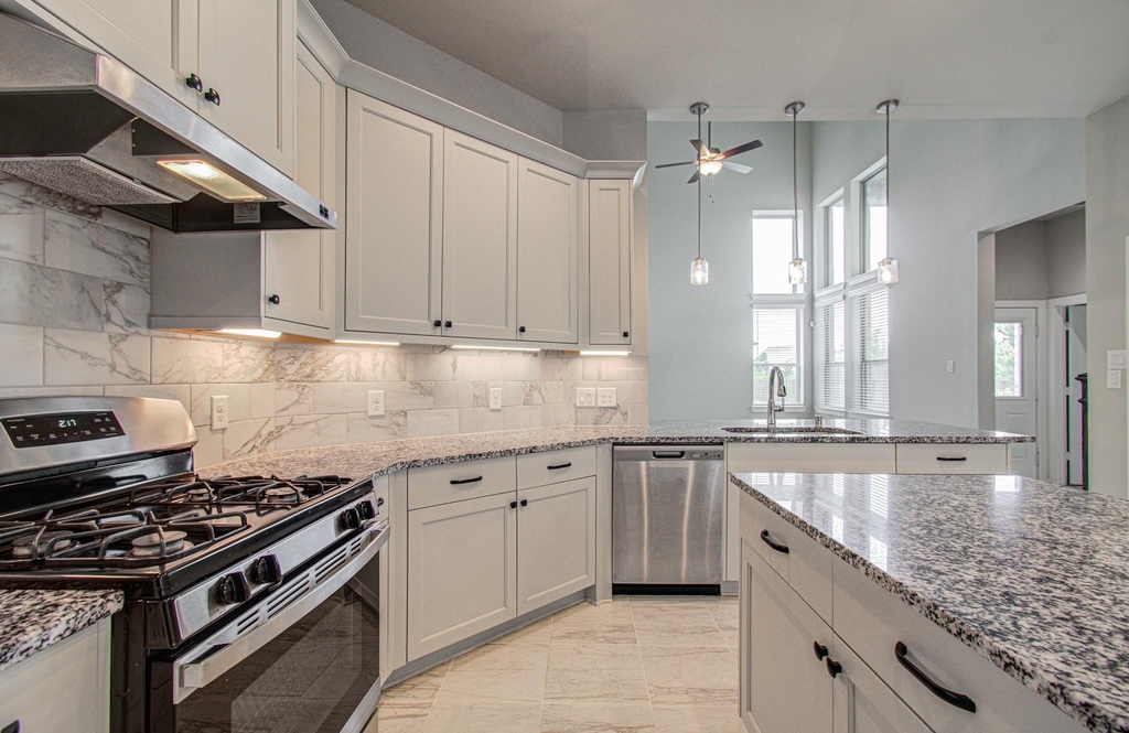 11006 Bexley Village Court - Photo 10
