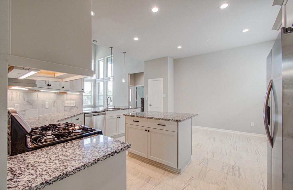 11006 Bexley Village Court - Photo 6
