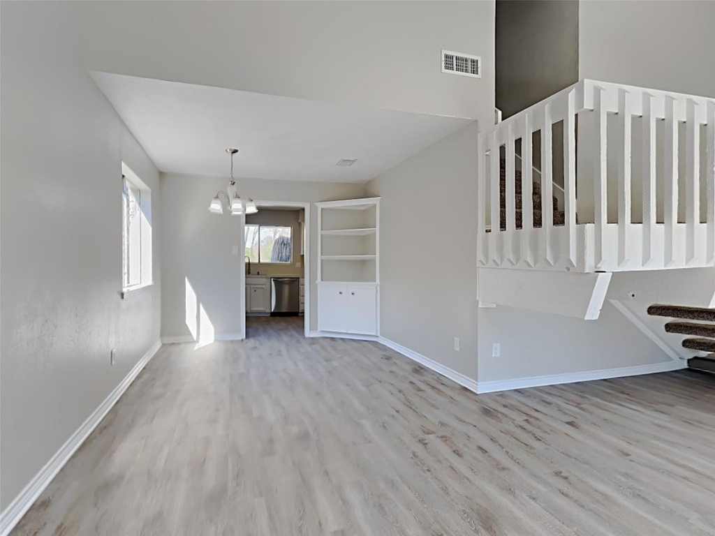3310 Hampton Drive - Photo 7
