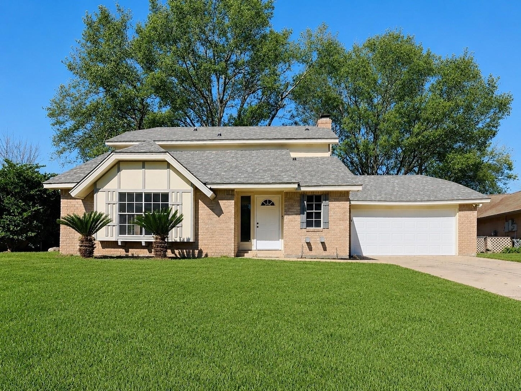 3310 Hampton Drive - Photo 0